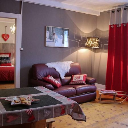 Au Coeur Du Lapidaire Septmoncel-Les-Molunes Экстерьер фото