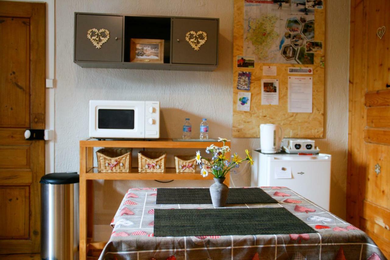 Au Coeur Du Lapidaire Septmoncel-Les-Molunes Экстерьер фото